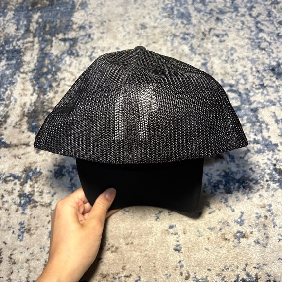 Columbia Black Flexfit Hat - Picture 9 of 11